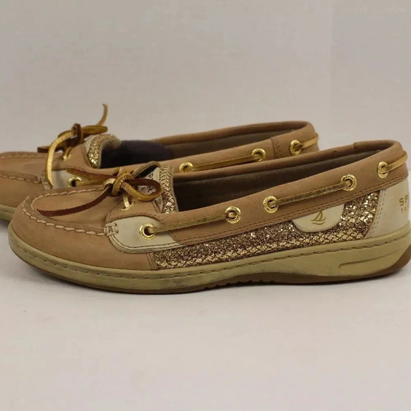 SPERRY Flats  - Picture 2 of 5
